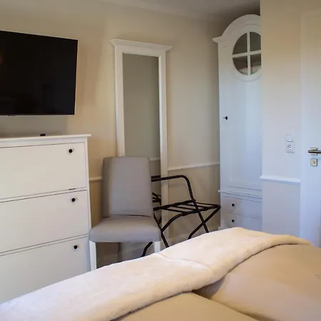 Hof Holm * ברזיליאן